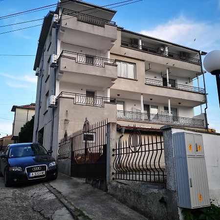 Apartment Elvira Chernomorets Ngoại thất bức ảnh