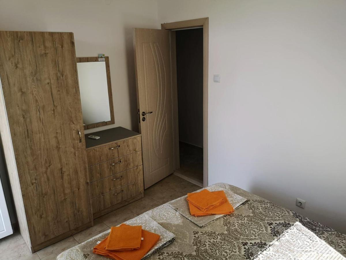Apartment Elvira Chernomorets Ngoại thất bức ảnh