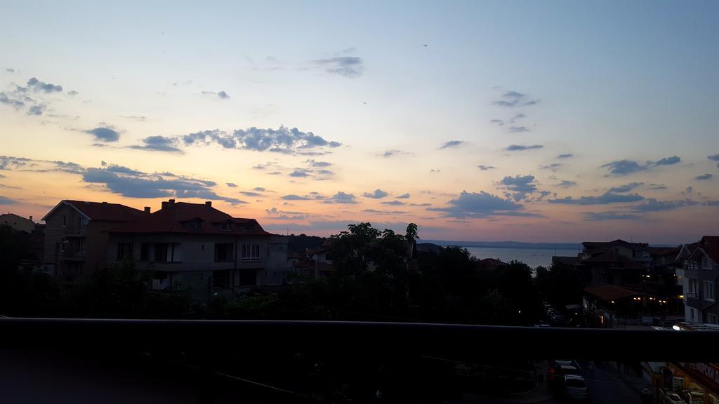 Apartment Elvira Chernomorets Ngoại thất bức ảnh